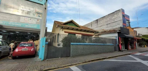 Casa Comercial com 4 Quartos à venda, 155m² no Centro, Guaratinguetá