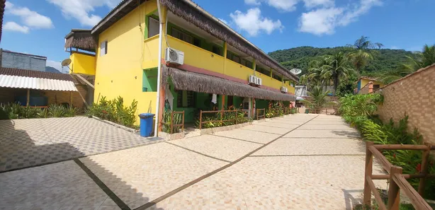 Hotel / Motel / Pousada com 15 Quartos à venda, 900m² no Boiçucanga, São Sebastião