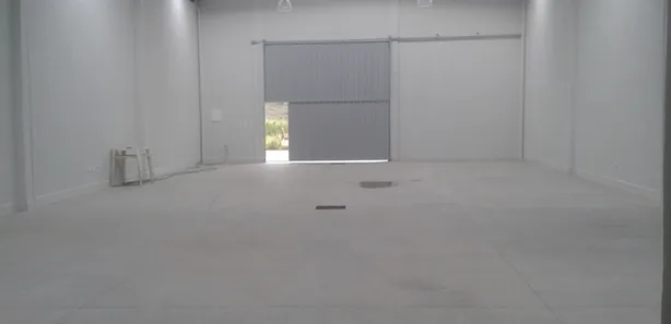Galpão / Depósito / Armazém à venda, 320m² no Vau Açu, Viçosa