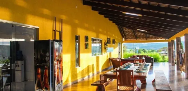 Casa de Condomínio com 5 Quartos para venda ou aluguel, 2500m² no , Alexânia