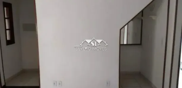 Casa com 2 Quartos para alugar, 75m² no Carangola, Petrópolis