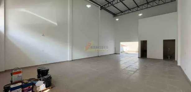 Galpão / Depósito / Armazém à venda, 120m² no Jardim Nova América, Divinópolis