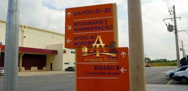Galpão / Depósito / Armazém para alugar, 1300m² no Chácara Rincão, Cotia