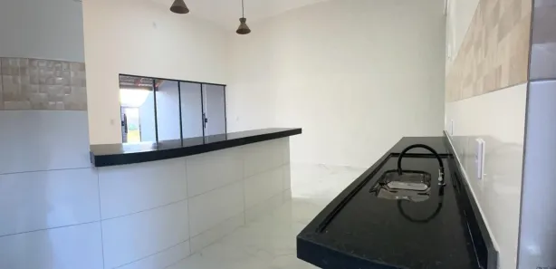 Casa com 3 Quartos à venda, 97m² no Residencial Hebrom, Senador Canedo