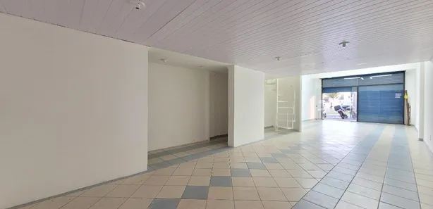 Conjunto Comercial / Sala para alugar, 108m² no Zona 01, Maringá