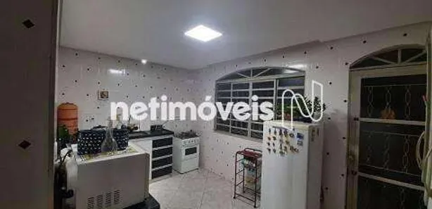 Casa com 3 Quartos à venda, 360m² no Vila Nova Vista, Sabará