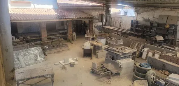 Galpão / Depósito / Armazém para venda ou aluguel, 90m² no Maravista, Niterói