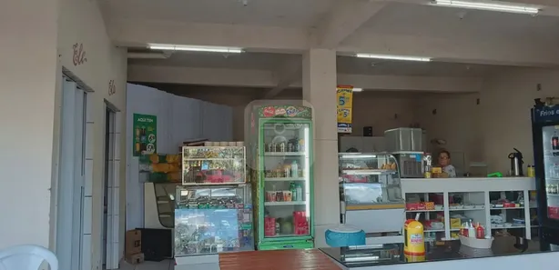 Loja / Salão / Ponto Comercial à venda, 237m² no Laranjeiras, Uberlândia