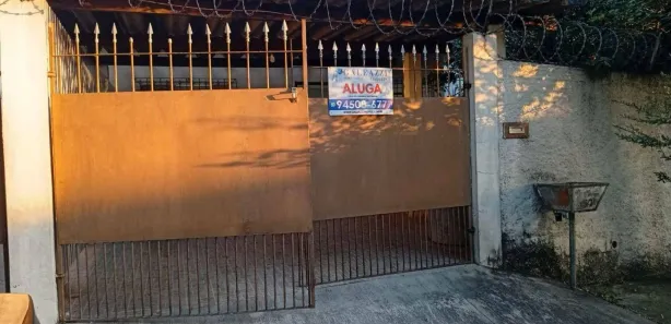 Casa Comercial com 3 Quartos para alugar, 120m² no Jardim São Salvador, Taboão da Serra