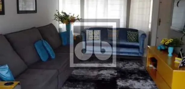 Casa de Vila com 7 Quartos para venda ou aluguel, 534m² no Maria Paula, São Gonçalo