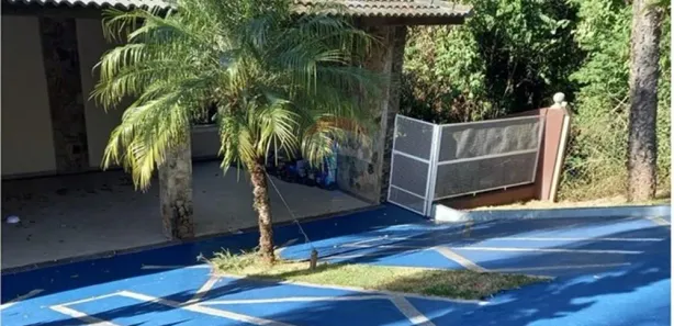 Casa de Condomínio com 2 Quartos para alugar, 250m² no Caraguatá, Mairiporã