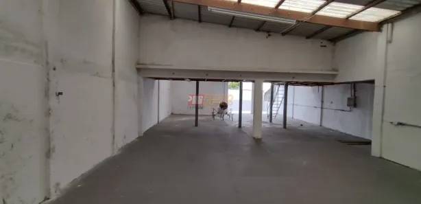 Galpão / Depósito / Armazém à venda, 300m² no Cidade São Jorge, Santo André