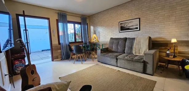 Sobrado com 3 Quartos à venda, 100m² no Nossa Senhora das Graças, Canoas