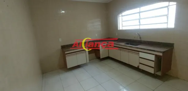 Casa com 2 Quartos para alugar, 100m² no Jardim Aliança, Guarulhos