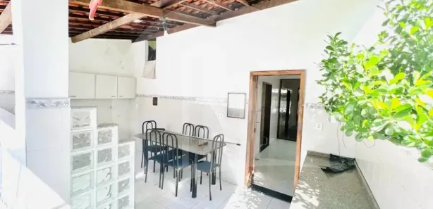 Casa com 4 Quartos à venda, 300m² no Pereira Lobo, Aracaju