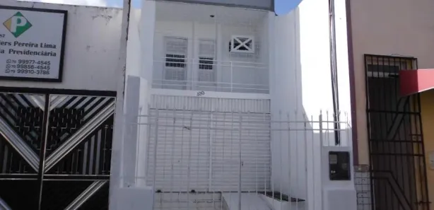 Casa com 2 Quartos para alugar, 122m² no Centro, Aracaju