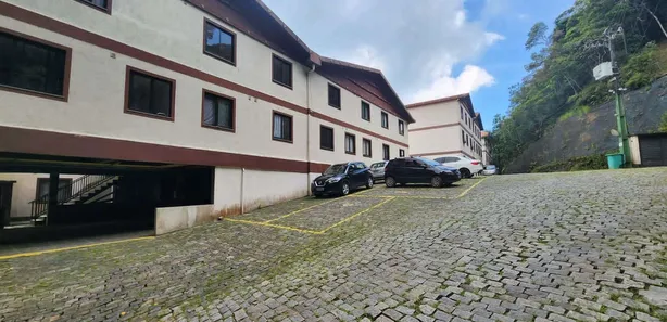 Apartamento com 2 Quartos para venda ou aluguel, 71m² no Quitandinha, Petrópolis