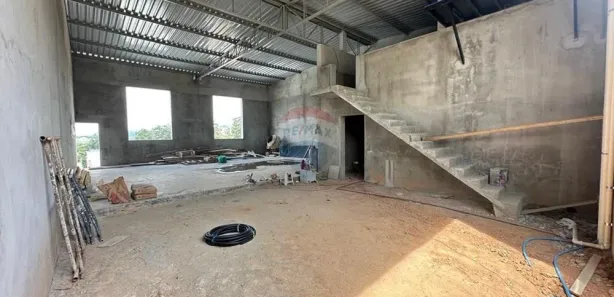 Galpão / Depósito / Armazém à venda, 350m² no Jardim Verona, Itatiba