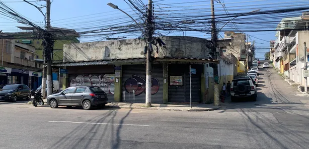 Loja / Salão / Ponto Comercial para venda ou aluguel, 323m² no Parque Duque, Duque de Caxias