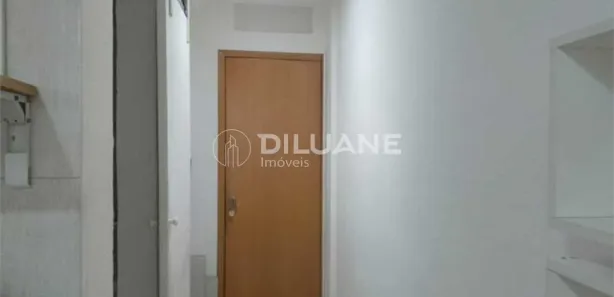 Kitnet com 1 Quarto à venda, 34m² no Centro, Niterói