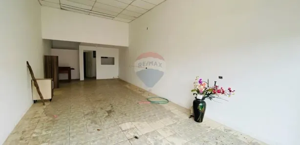 Loja / Salão / Ponto Comercial para alugar, 68m² no Centro, Atibaia
