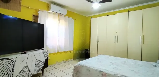 Casa com 3 Quartos à venda, 128m² no Bancários, Londrina