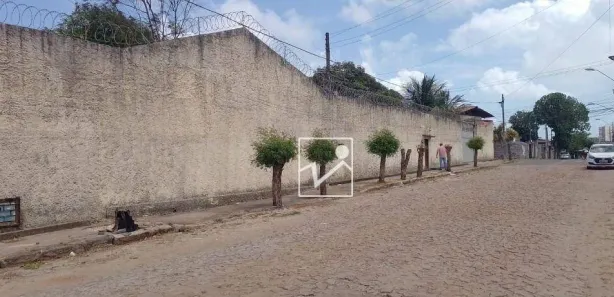 Terreno / Lote / Condomínio para venda ou aluguel, 1990m² no Vicente Pinzon, Fortaleza
