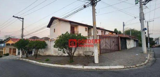 Sobrado com 3 Quartos para venda ou aluguel, 111m² no Jardim Bom Clima, Guarulhos