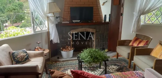 Casa de Condomínio com 4 Quartos para venda ou aluguel, 160m² no Vale Encantado, Campos do Jordão