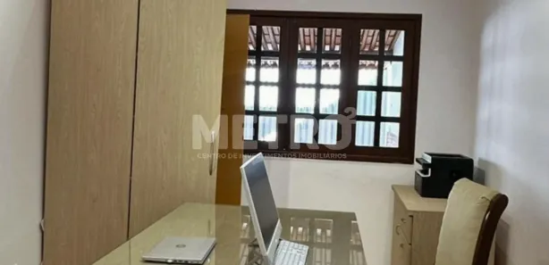 Loja / Salão / Ponto Comercial com 4 Quartos para alugar, 400m² no Centro, Petrolina