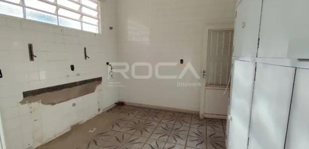 Prédio Inteiro com 5 Quartos para venda ou aluguel, 240m² no Centro, São Carlos