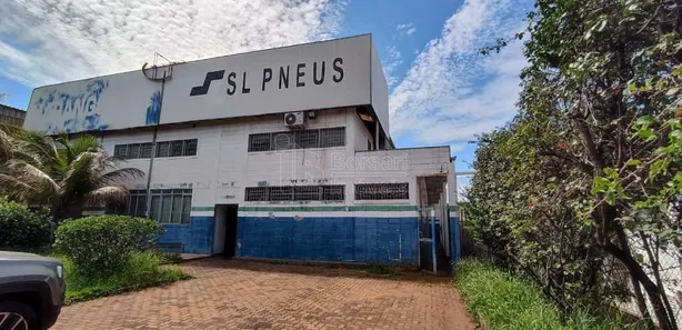 Galpão / Depósito / Armazém à venda, 1814m² no Jardim Regina, Araraquara