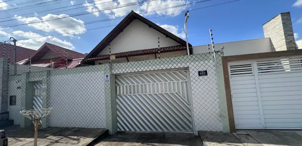 Casa com 5 Quartos para alugar, 160m² no Jardim Tavares, Campina Grande