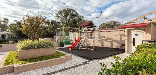 Casa de Condomínio com 3 Quartos para alugar, 157m² no Jardim Social, Curitiba