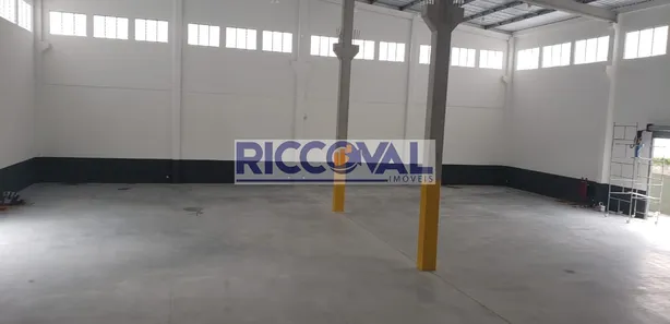 Galpão / Depósito / Armazém para alugar, 1500m² no Rio Abaixo, Jacareí
