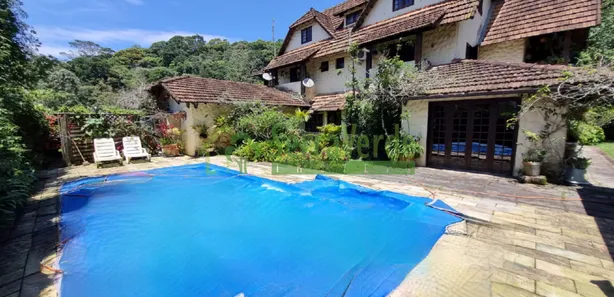 Casa com 3 Quartos à venda, 600m² no Independência, Petrópolis