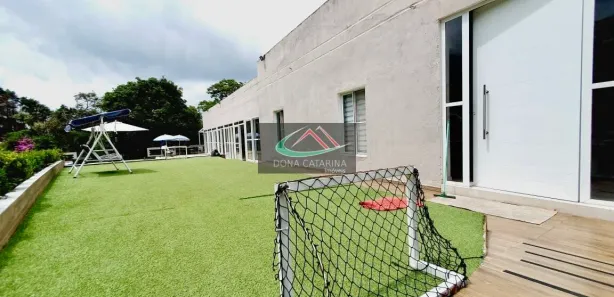 Fazenda / Sítio / Chácara com 4 Quartos à venda, 3000m² no , Mairinque