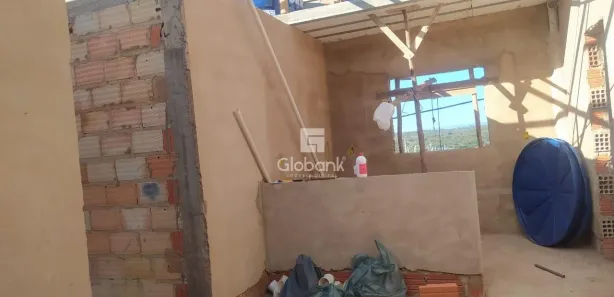 Loja / Salão / Ponto Comercial com 6 Quartos à venda, 260m² no Independência, Montes Claros