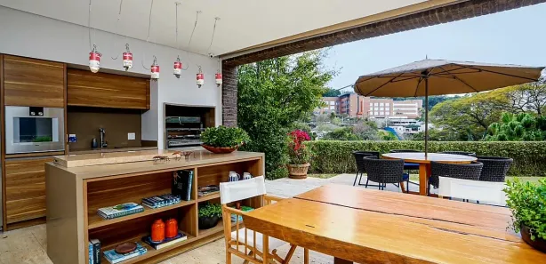 Sobrado com 5 Quartos para venda ou aluguel, 1057m² no Cidade Jardim, São Paulo