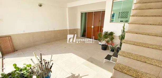 Casa com 4 Quartos à venda, 180m² no Ouro Verde, Nova Iguaçu