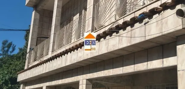 Casa com 2 Quartos para alugar, 80m² no Areia Branca, Belford Roxo