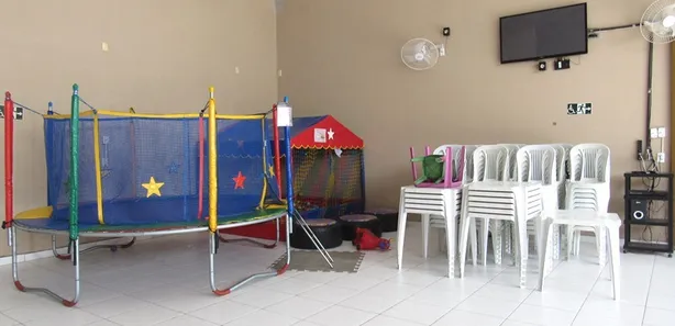 Galpão / Depósito / Armazém à venda, 230m² no Interlagos, Divinópolis