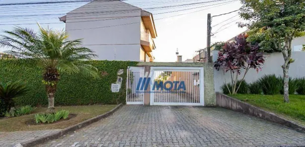 Casa com 3 Quartos para alugar, 180m² no Bacacheri, Curitiba