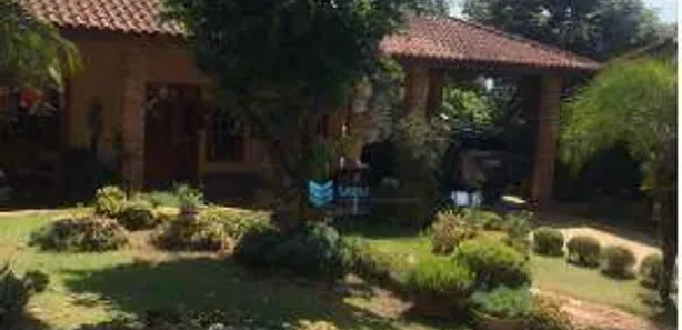 Fazenda / Sítio / Chácara com 4 Quartos para venda ou aluguel, 378m² no Chacara Santa Terezinha, Araçoiaba da Serra