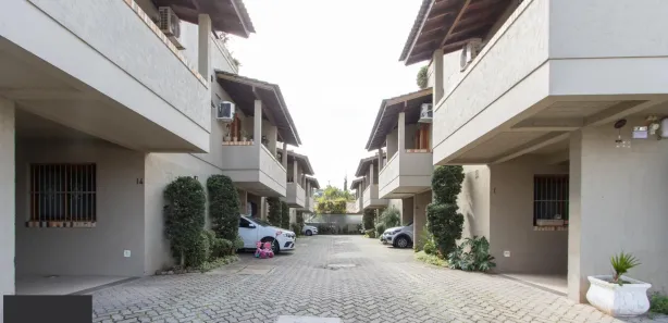 Casa de Condomínio com 2 Quartos à venda, 102m² no Guarujá, Porto Alegre