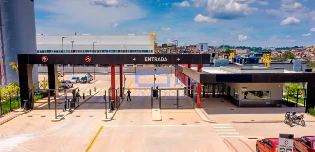 Galpão / Depósito / Armazém para alugar, 2790m² no Quitaúna, Osasco