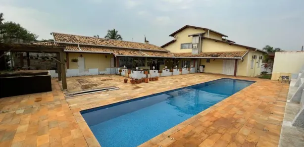 Fazenda / Sítio / Chácara com 4 Quartos à venda, 450m² no Recanto dos Universitários, Rio das Pedras