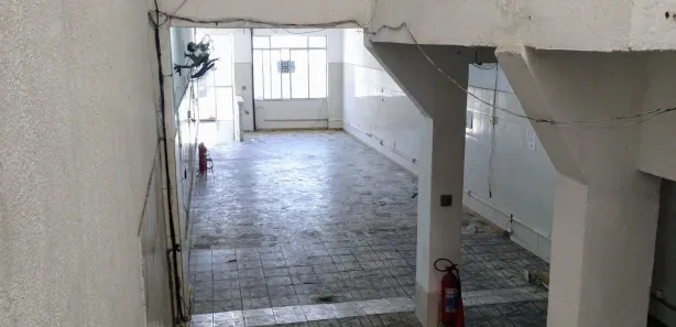 Galpão / Depósito / Armazém para alugar, 100m² no Santo Cristo, Rio de Janeiro