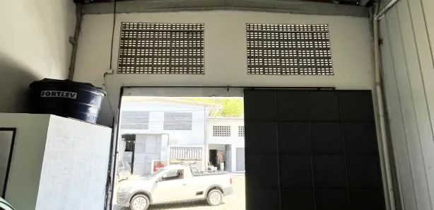 Galpão / Depósito / Armazém para alugar, 150m² no Portão, Lauro de Freitas