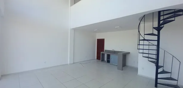 Loja / Salão / Ponto Comercial para alugar, 58m² no Ogiva, Cabo Frio